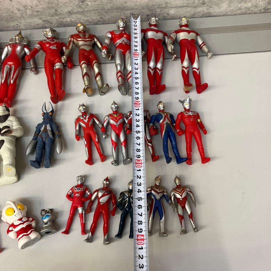 バンダイ ウルトラマンシリーズ 怪獣 ソフビ 29点まとめ売り 可動