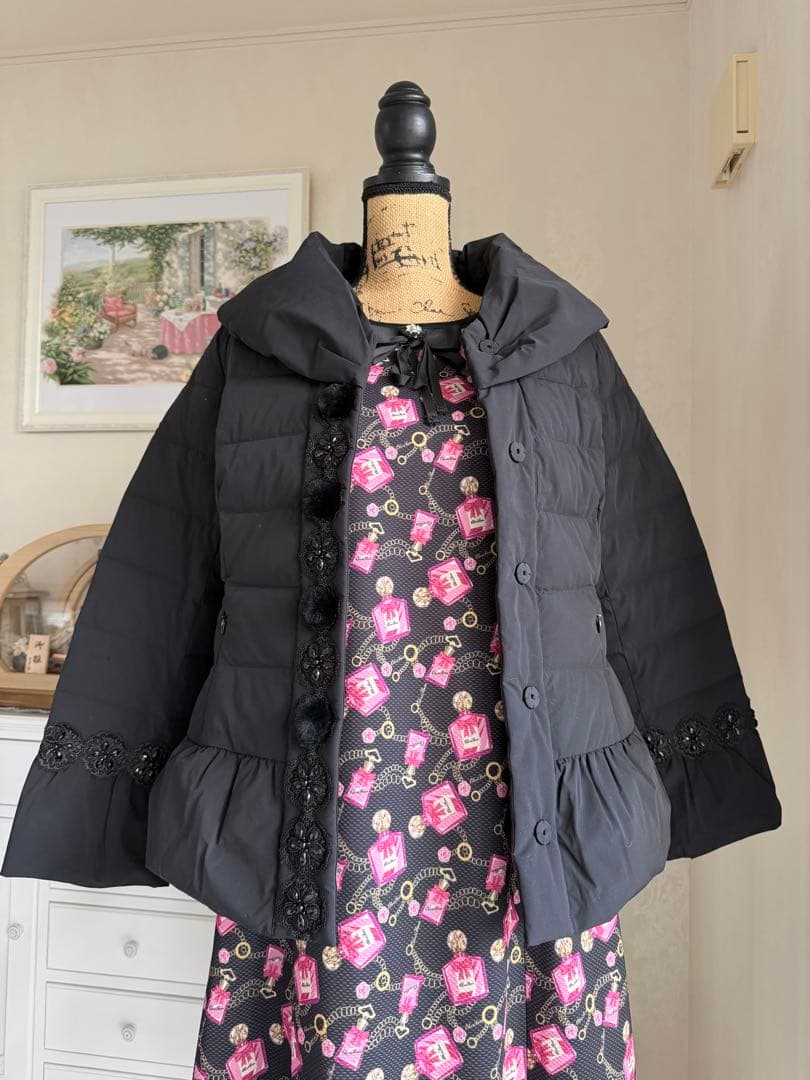 スーパービューティー☆ダウンジャケットコート☆人気４２黒☆即発送出来ます！