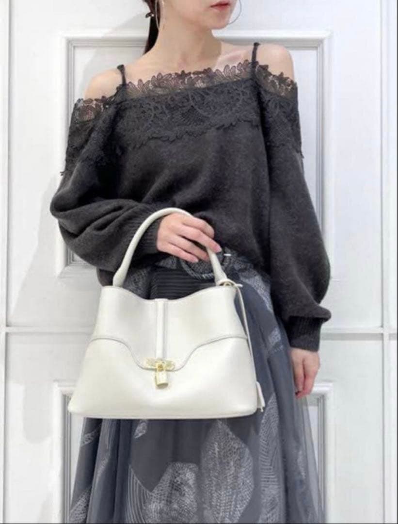 SNIDEL レーストリミングオフショルニットプルオーバー