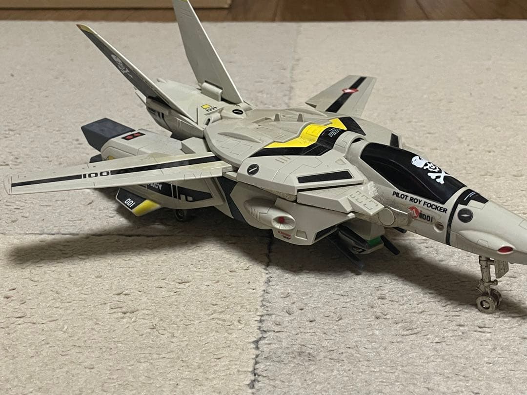 【希少】 超時空要塞マクロス 1/55 VF-1S ロイフォッカー TV版を再現できる丸指手首パーツを追加！『超時空要塞マクロス』VF-1S