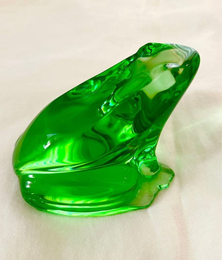 オ*ル様 バカラ　クリスタル　カエル　透明緑色 バカラ（Baccarat） カエル 緑色のクリスタル フィギュリン