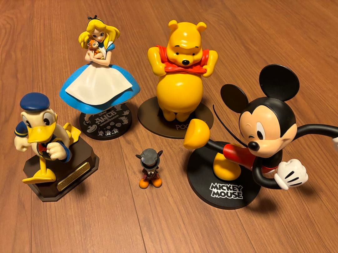 ディズニー フィギュア まとめ売り - メルカリ