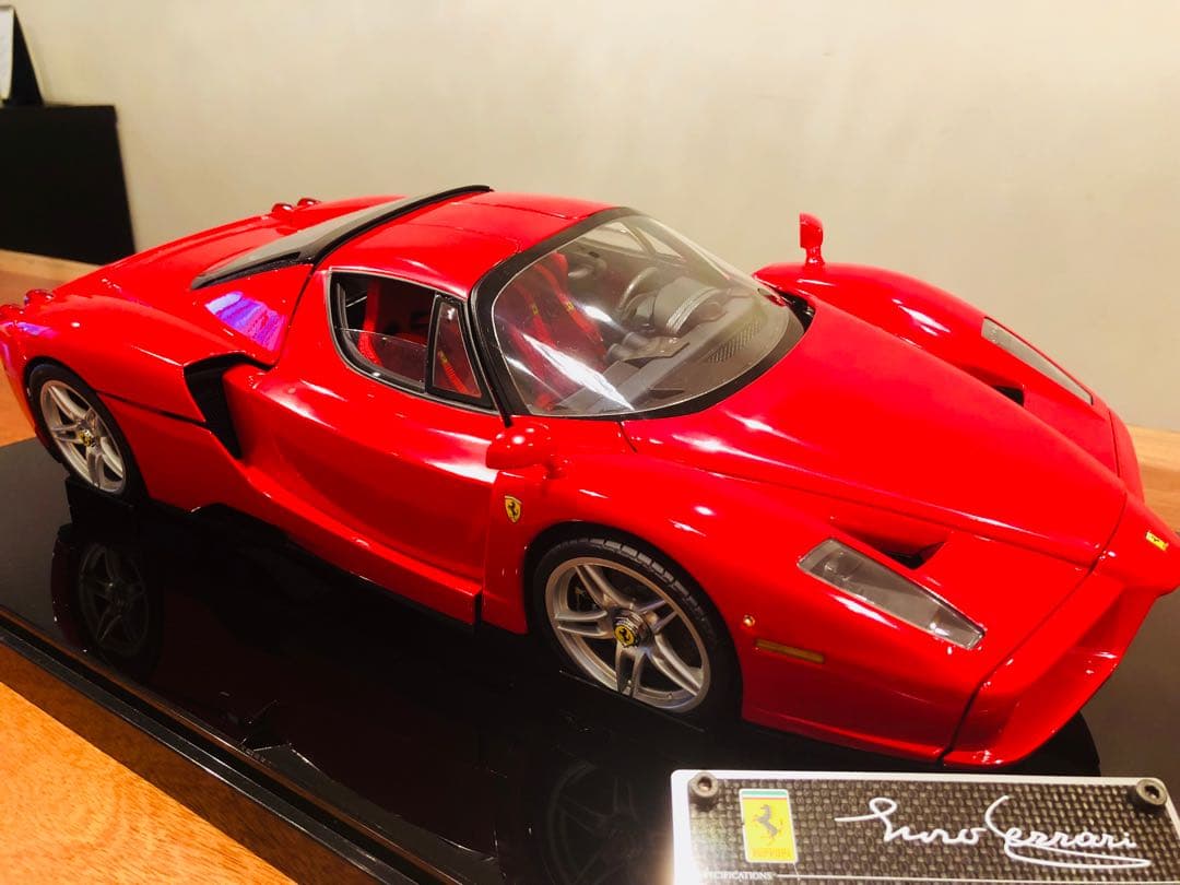 【大幅お値引き‼︎】フェラーリ Enzo Ferrari 1/10スケール