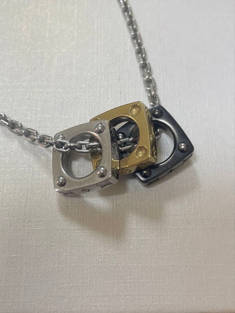 ルイヴィトン ネックレス ペンダント モノグラム ボールド LOUIS VUITTON（ルイ・ヴィトン） モノグラムボールド ブランドオフ