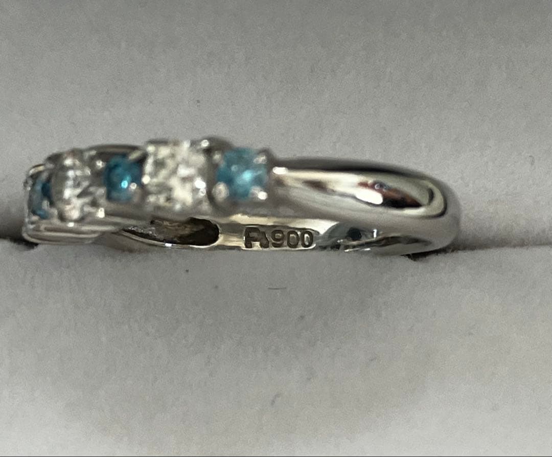 ダイヤモンド ブルーダイヤ 0.5ct プラチナ Pt900 エタニティ 8号