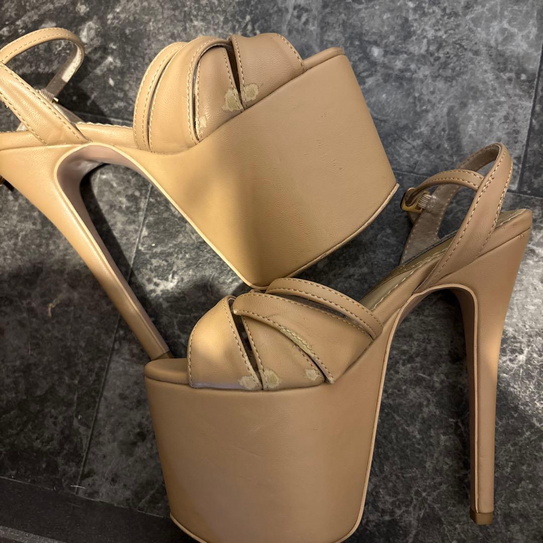 日本未上陸 JOJO BRAGAIS ヒール 脚長効果 エレガント 入手困難 - メルカリ