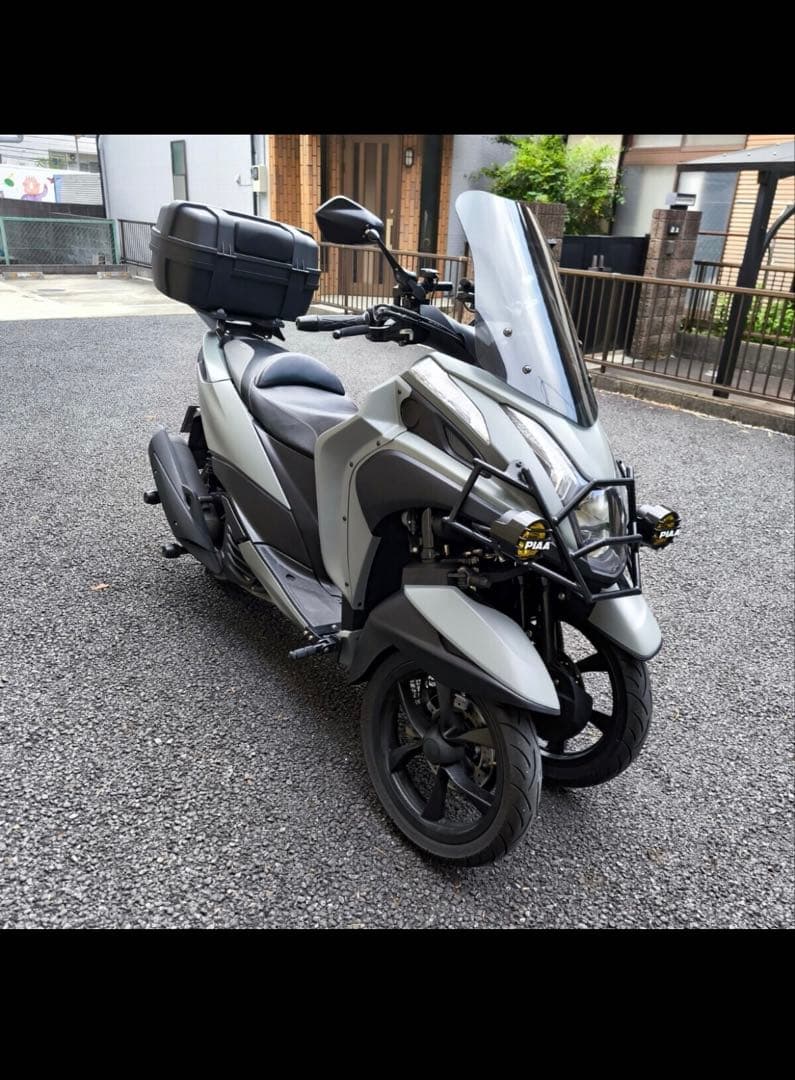 トリシティー155 バンパー　フォグランプ付き　 佐世保