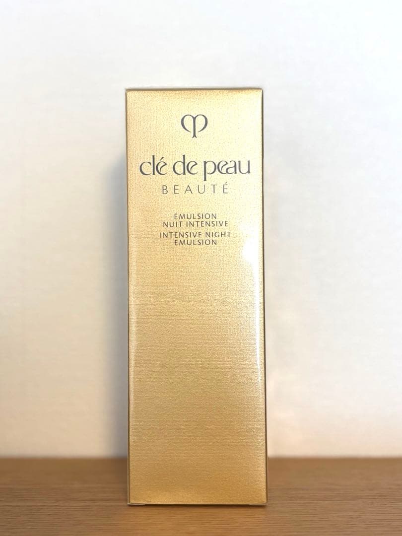 新品】クレドポーボーテ エマルションアンタンシヴ（ニュイ） - メルカリ