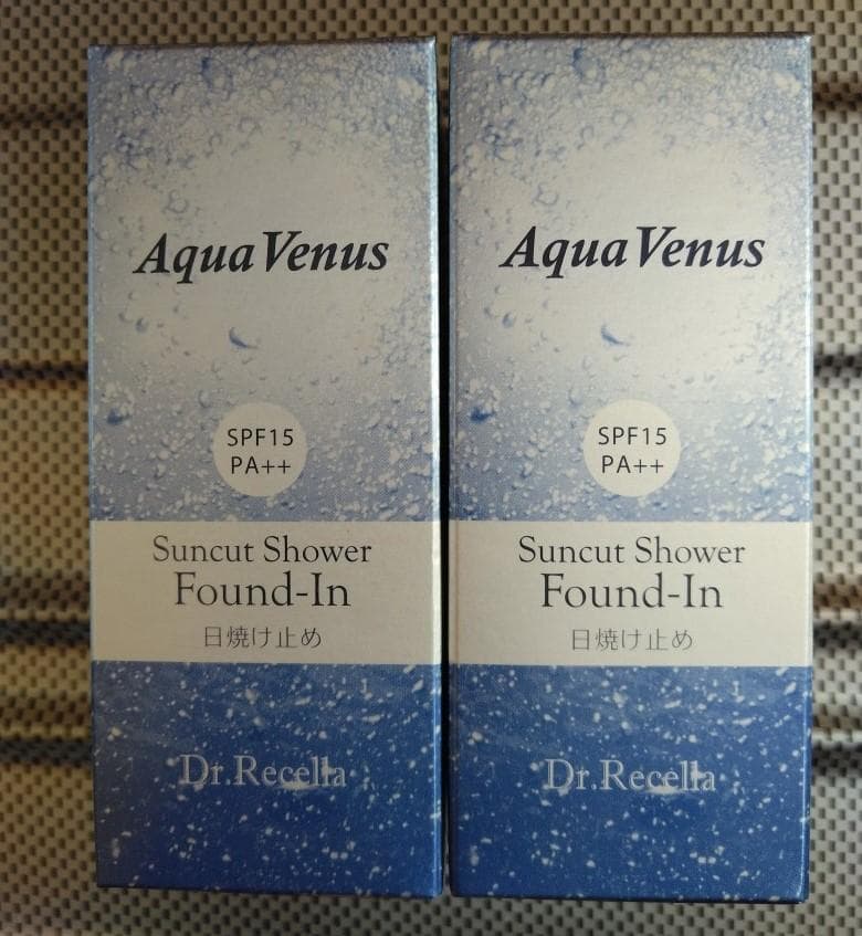 サンカットシャワーファンデイン・〈２個〉