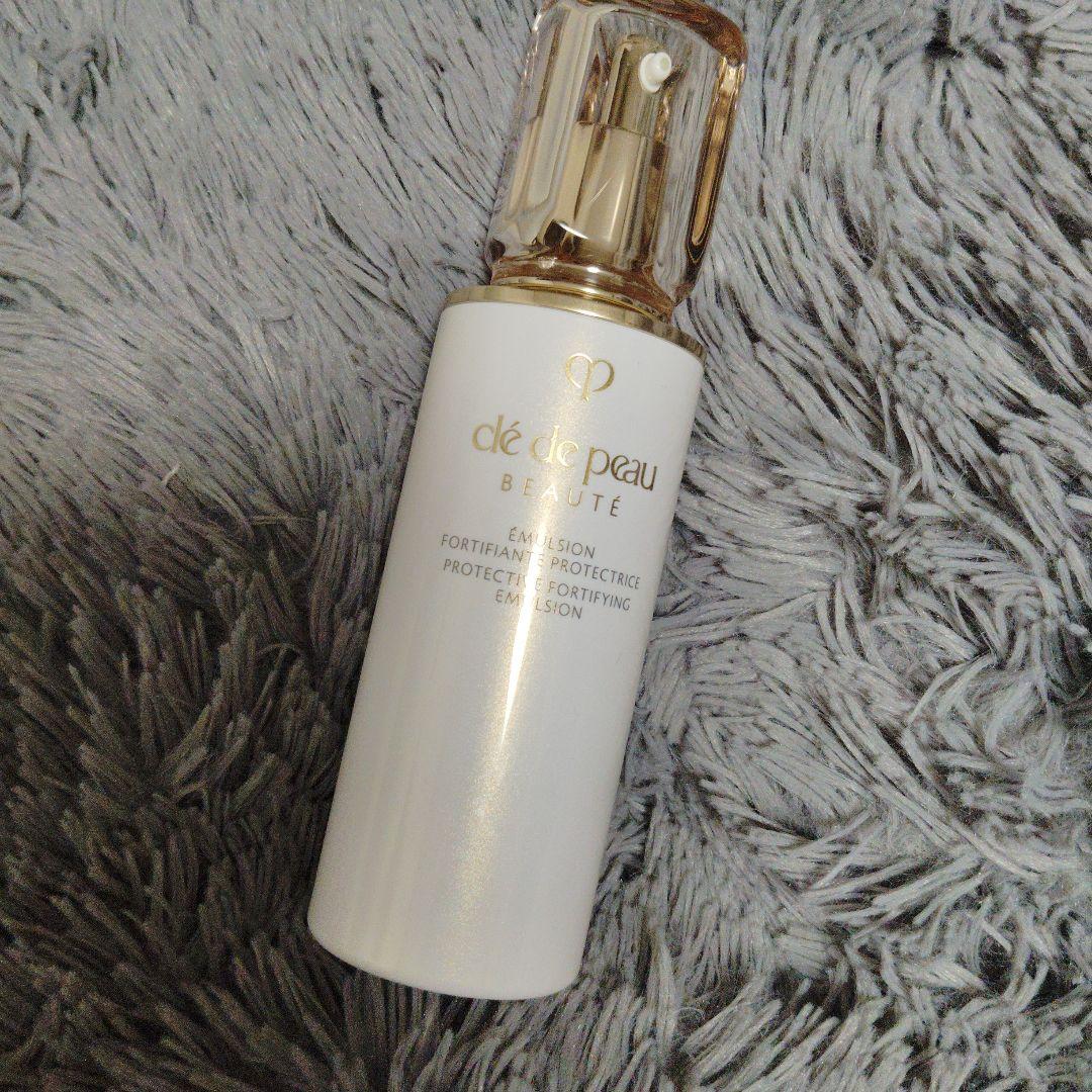 クレ・ド・ポー ボーテ エマルジョン プロテクティング　未使用に近い クレ・ド・ポー ボーテ / エマルションプロテクトゥリスの公式商品情報