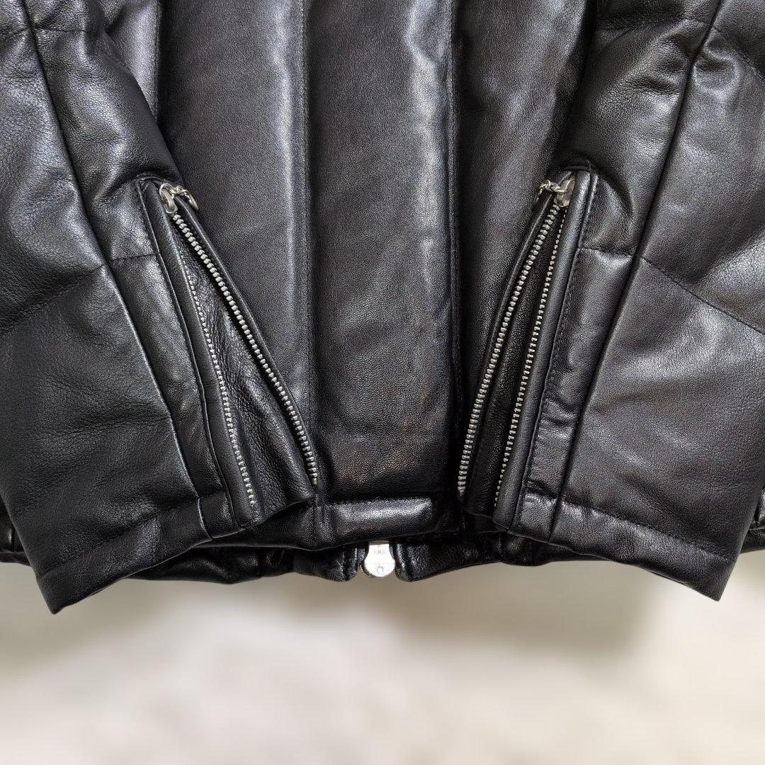 未使用級 AVIREX レザーダウン羊革 グリーンイラスト 黒 ブラック M