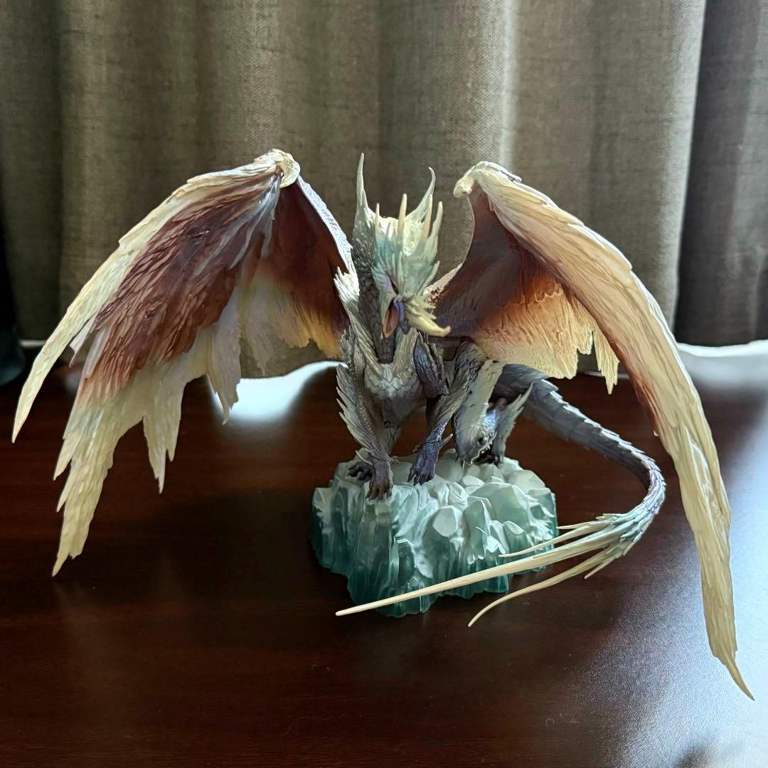 一番くじ イヴェルカーナ モンスターハンター アイスボーン フィギュア