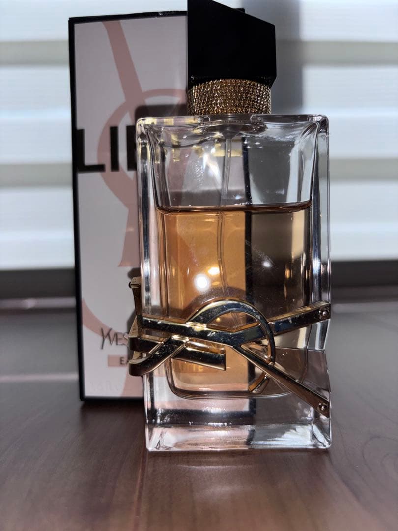 イブサンローラン リブレ オーデパルファム 50ml