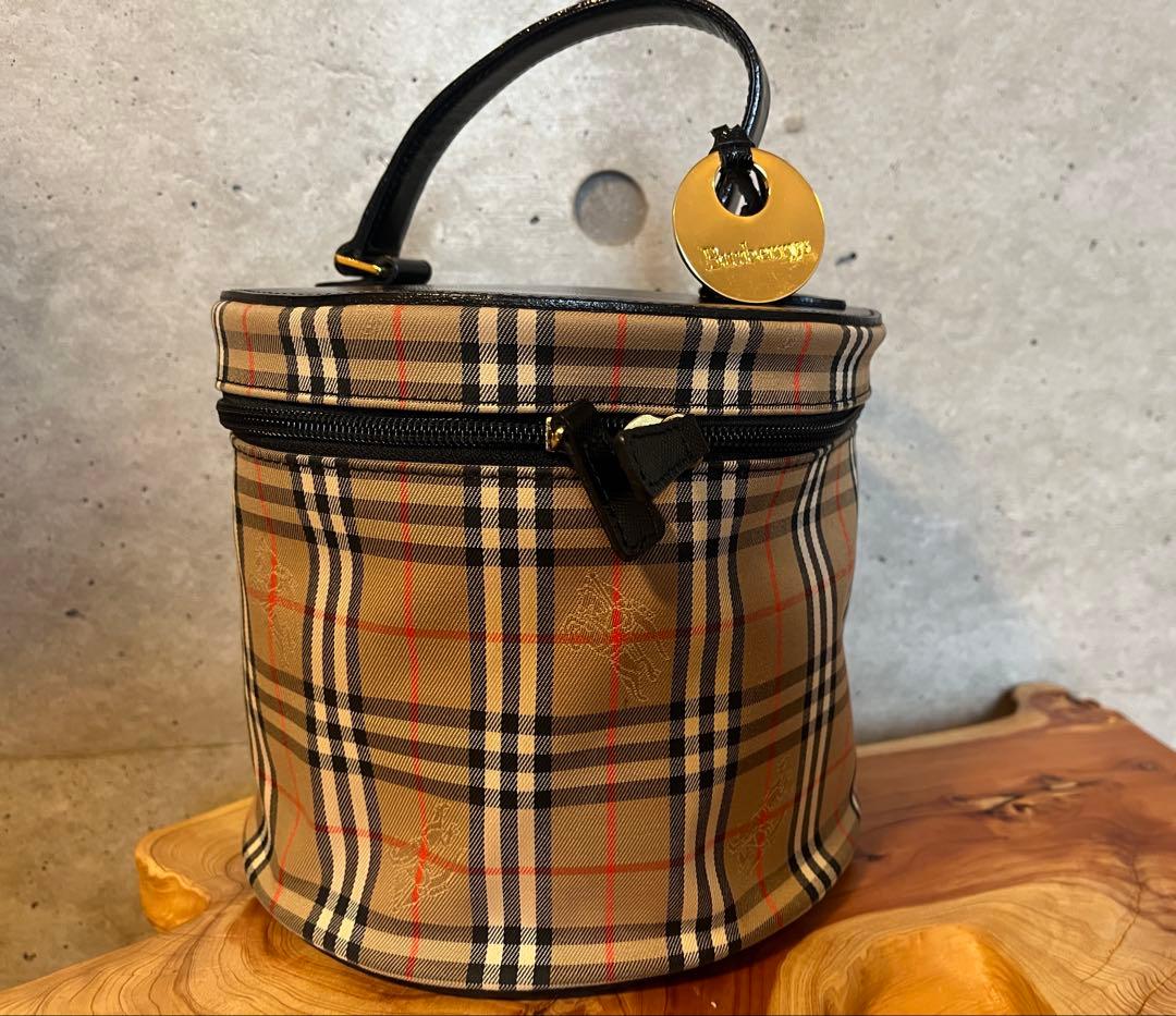 Burberry バーバリー ポーチ バニティバッグ 円柱型