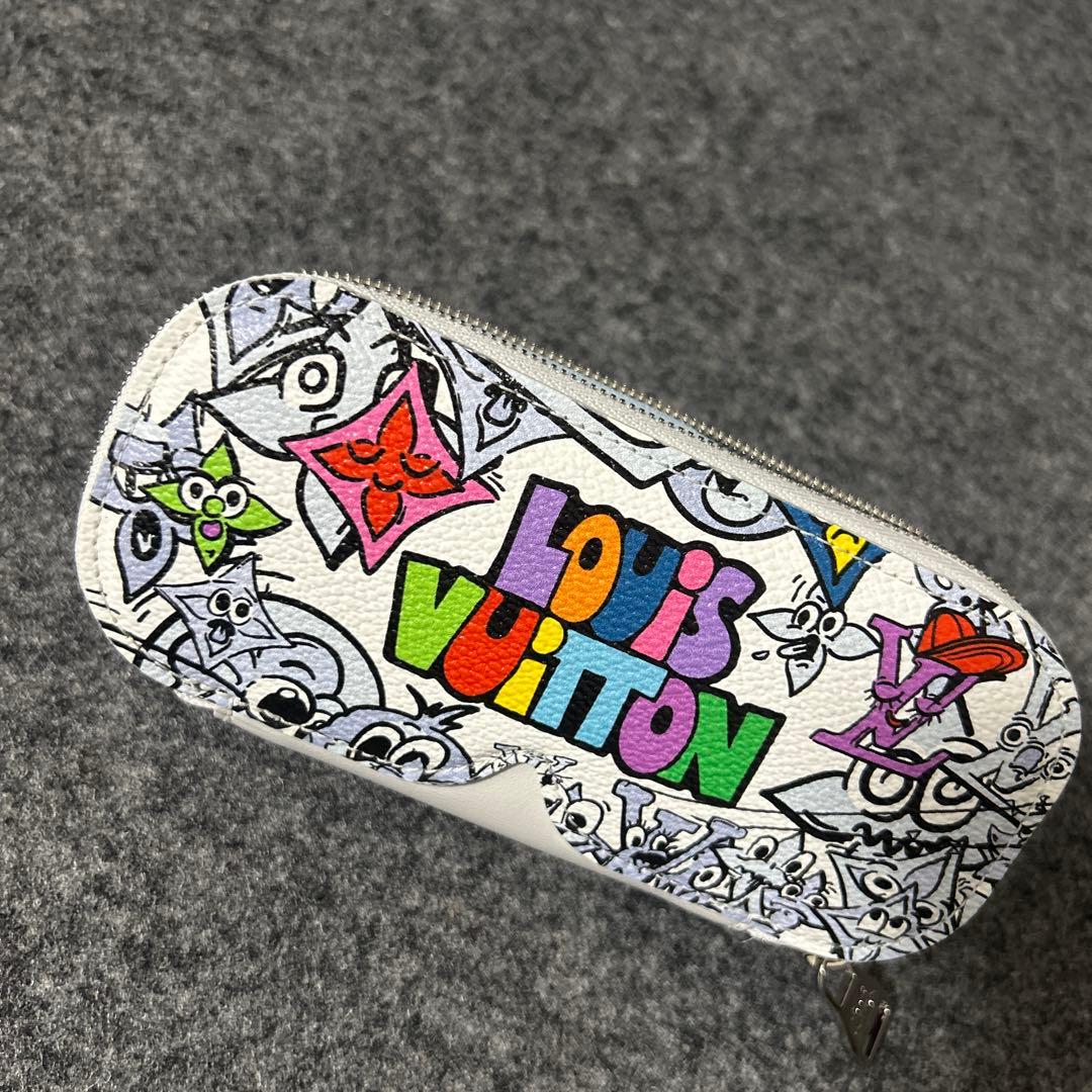 LOUIS VUITTON メガネケース カラフルデザイン