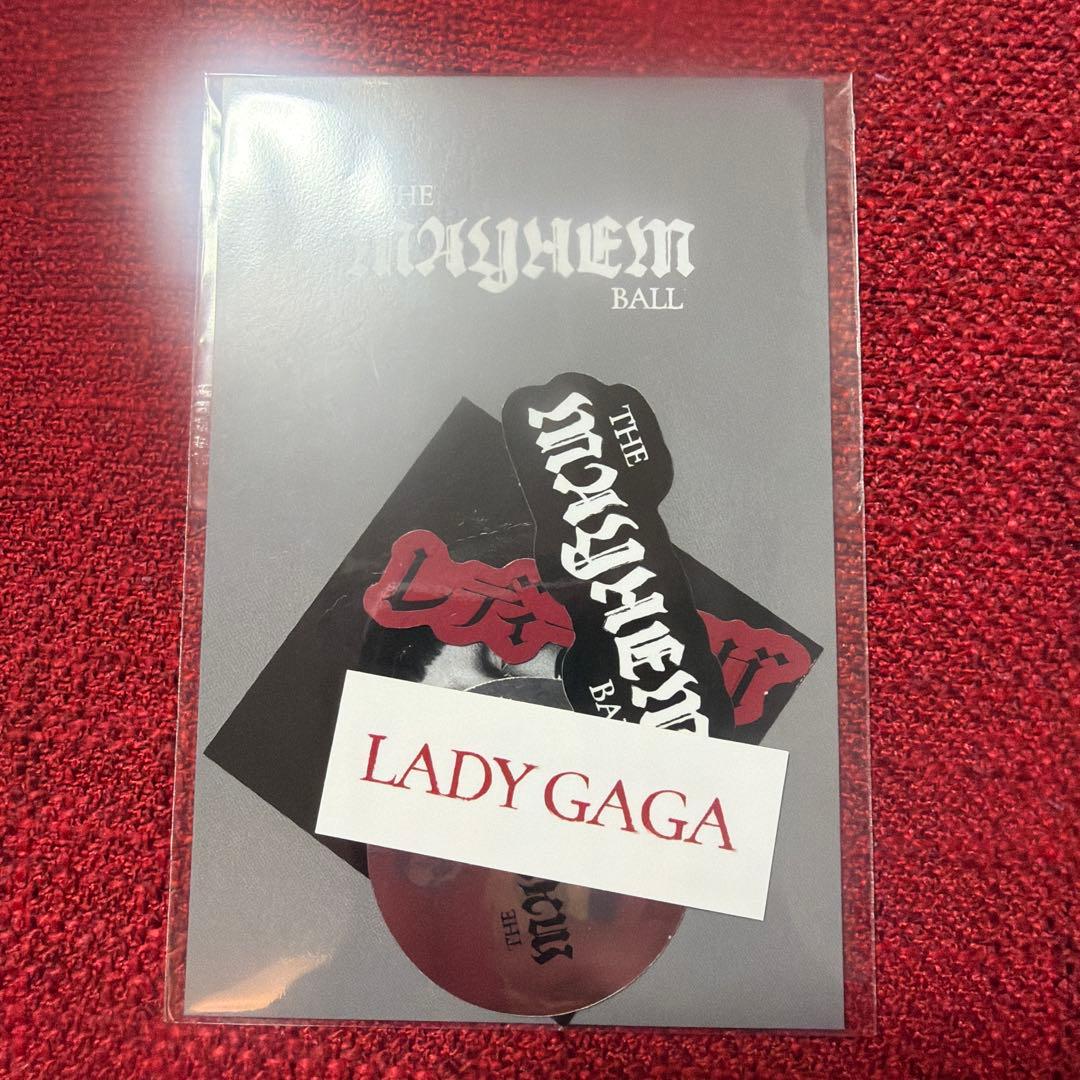 レディーガガ2026東京ドームシルバーVIP特典 グッズ - メルカリ