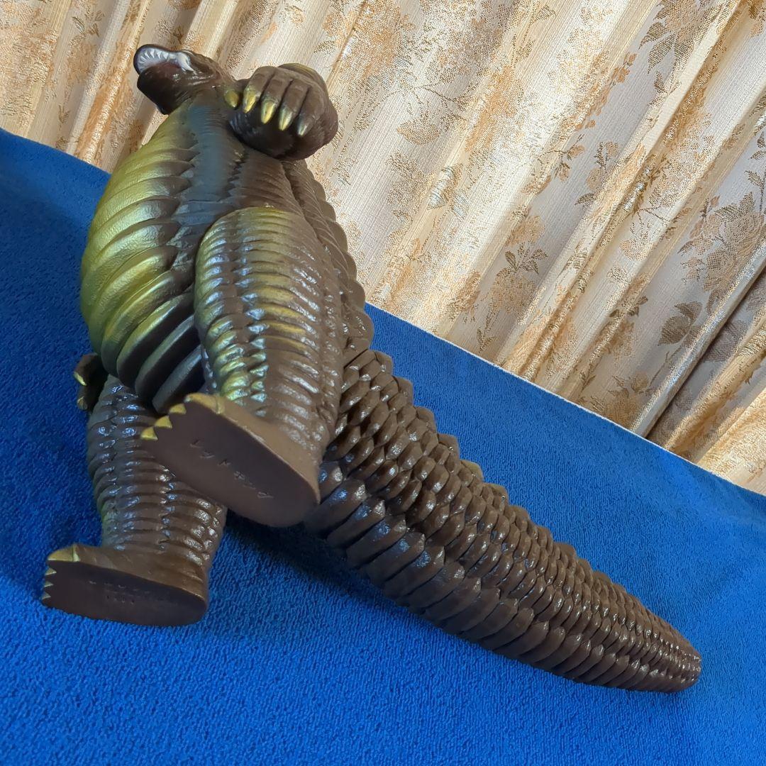 廃番ソフビ ビッグサイズ レッドキング DXウルトラ怪獣シリーズ - メルカリ