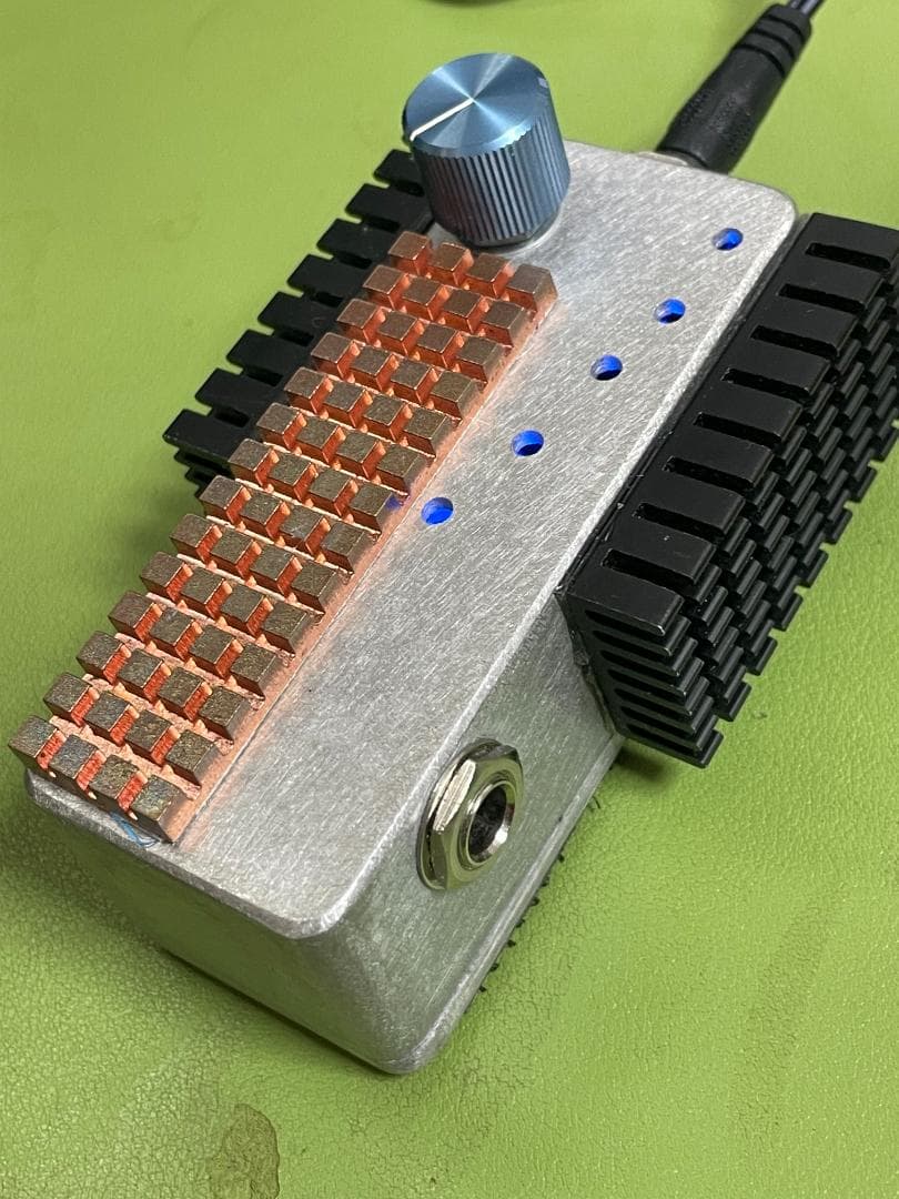 LCA 12AU Buffer/Booster ACアダプター付き