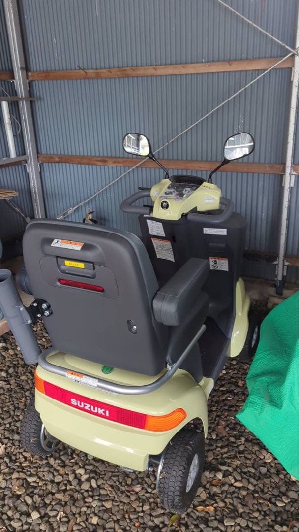 スズキ 電動セニアカー　ET4DB