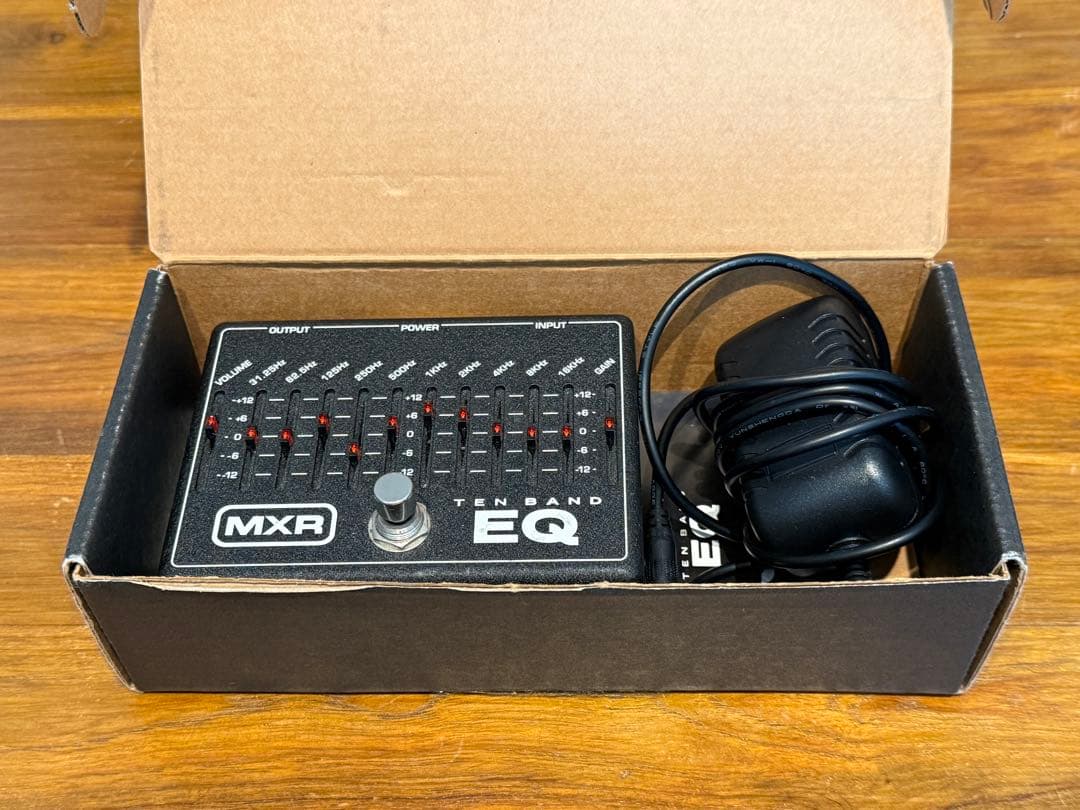 MXR 10-band EQ M108M【美品】 MXR M108S TEN BAND EQ 10バンド・グラフィックイコライザー エム