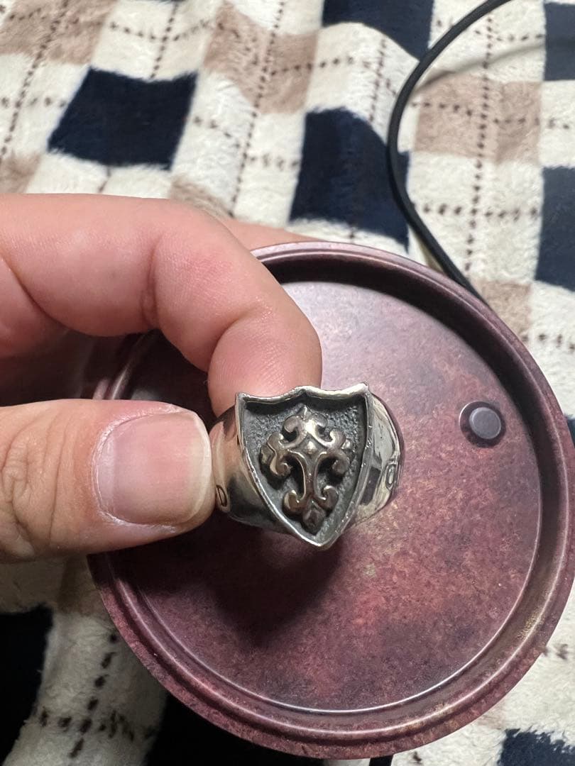 プ*タ様 シルバー製盾型リングロードキャメロット　19号