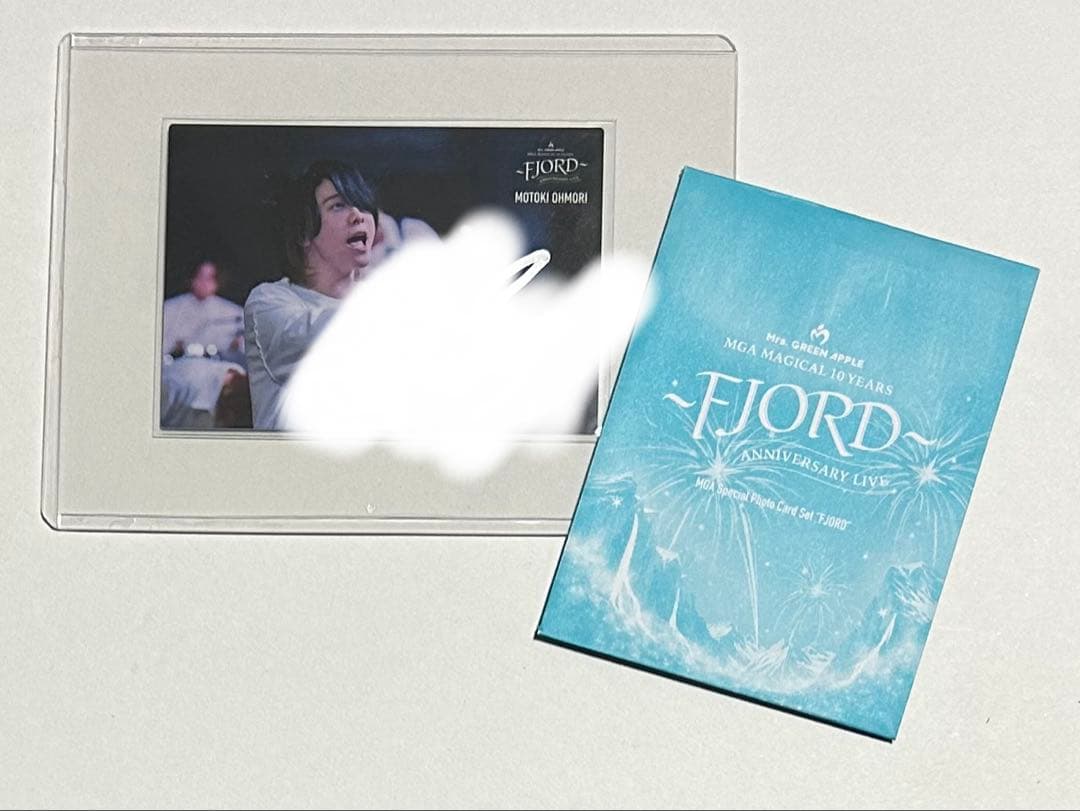 Mrs. GREEN APPLE 大森元貴 直筆サイン入りフォトカード - メルカリ