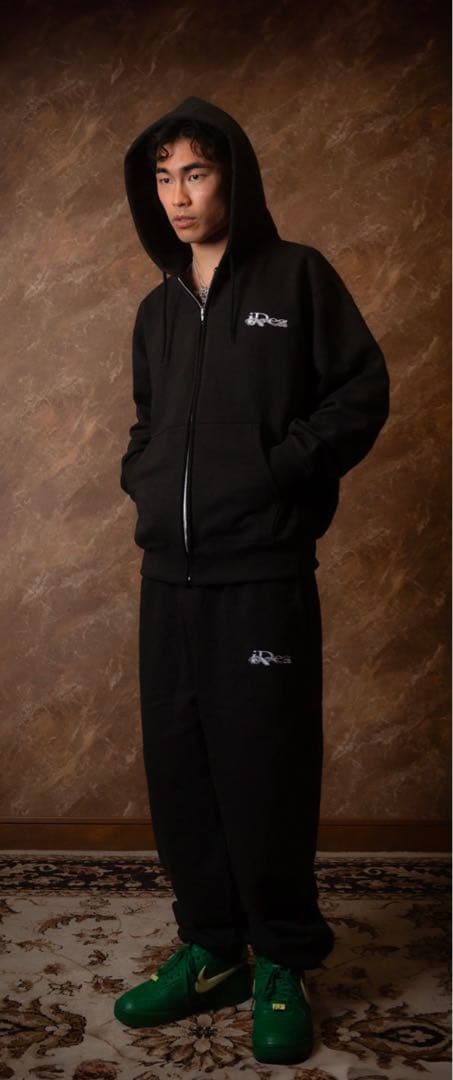 iDeaswam ジップパーカー ブラック - メルカリ