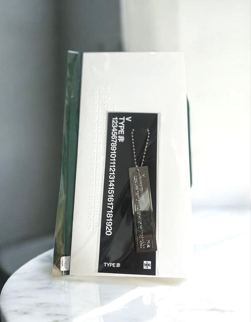 BTS V テテ TYPE 非 展示会 入場特典 デジタルコード デジコ 新品