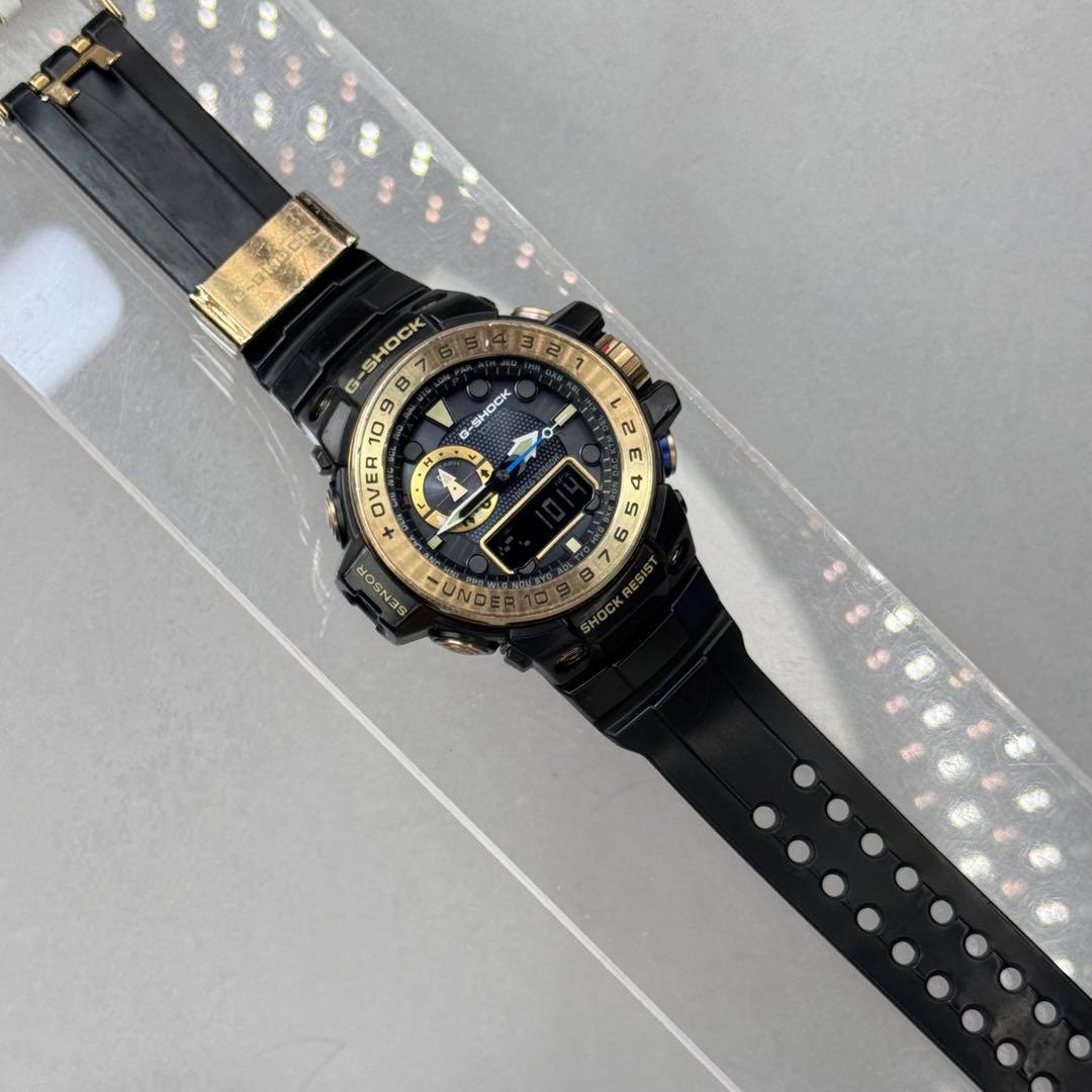 美品 G-SHOCK GWN-1000GB ガルフマスター 電波ソーラー 黒金 - メルカリ