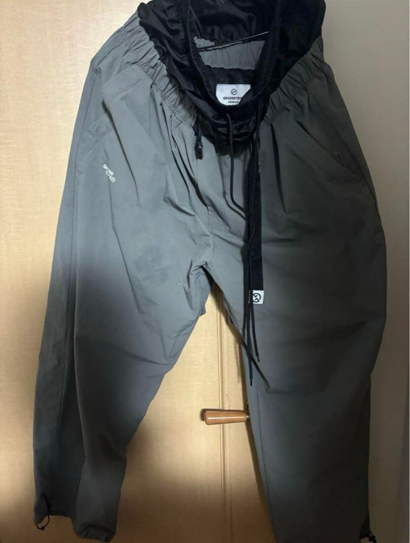 GT snowboards ジーティースノーボード ウェア 上下セット グレー