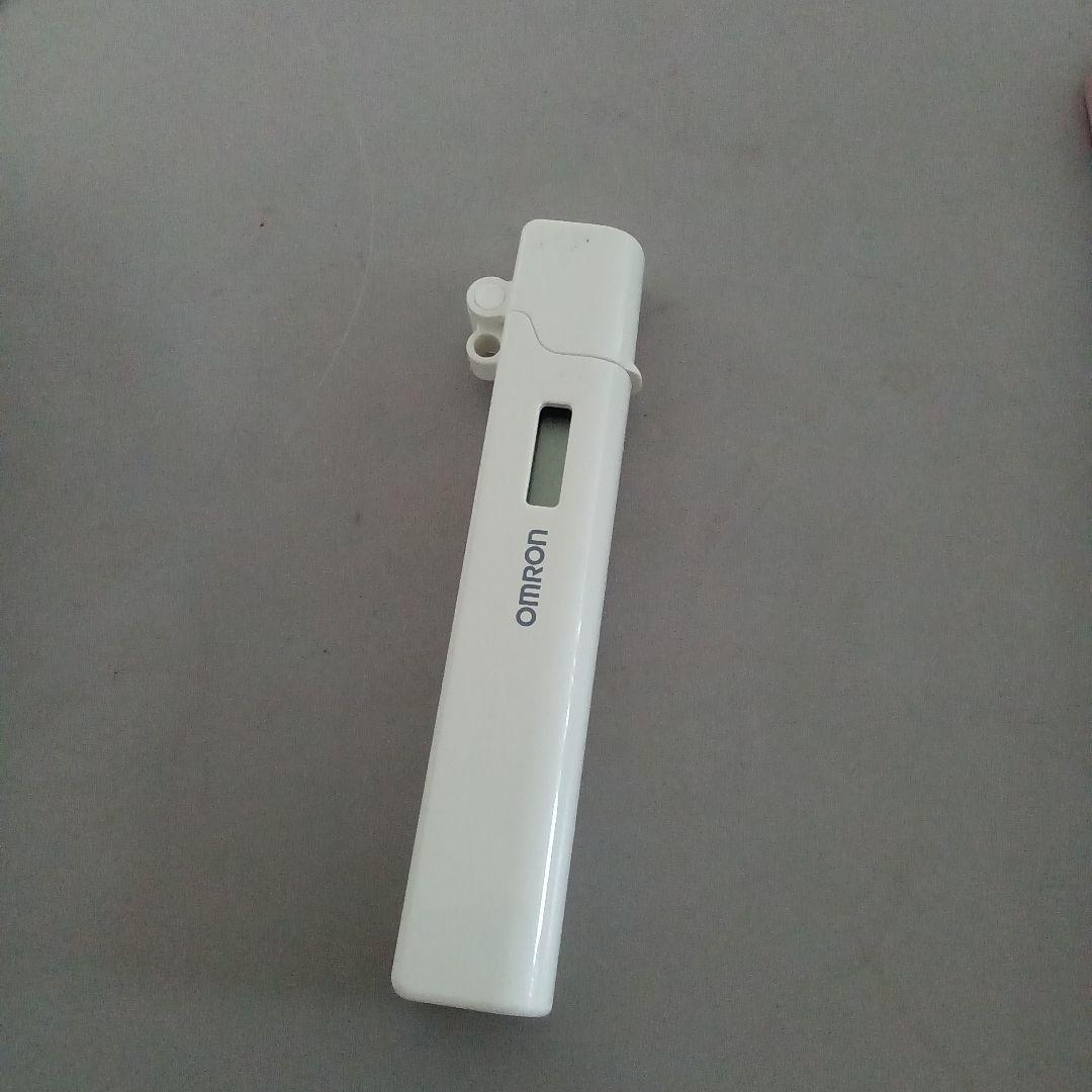 オムロン デジタル体温計 ホワイト