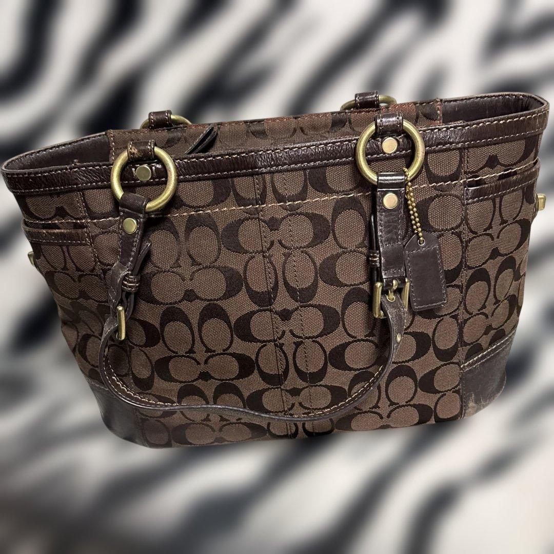 Coach ブラウン トートバッグ - メルカリ