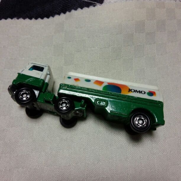 トミカ　JOMO