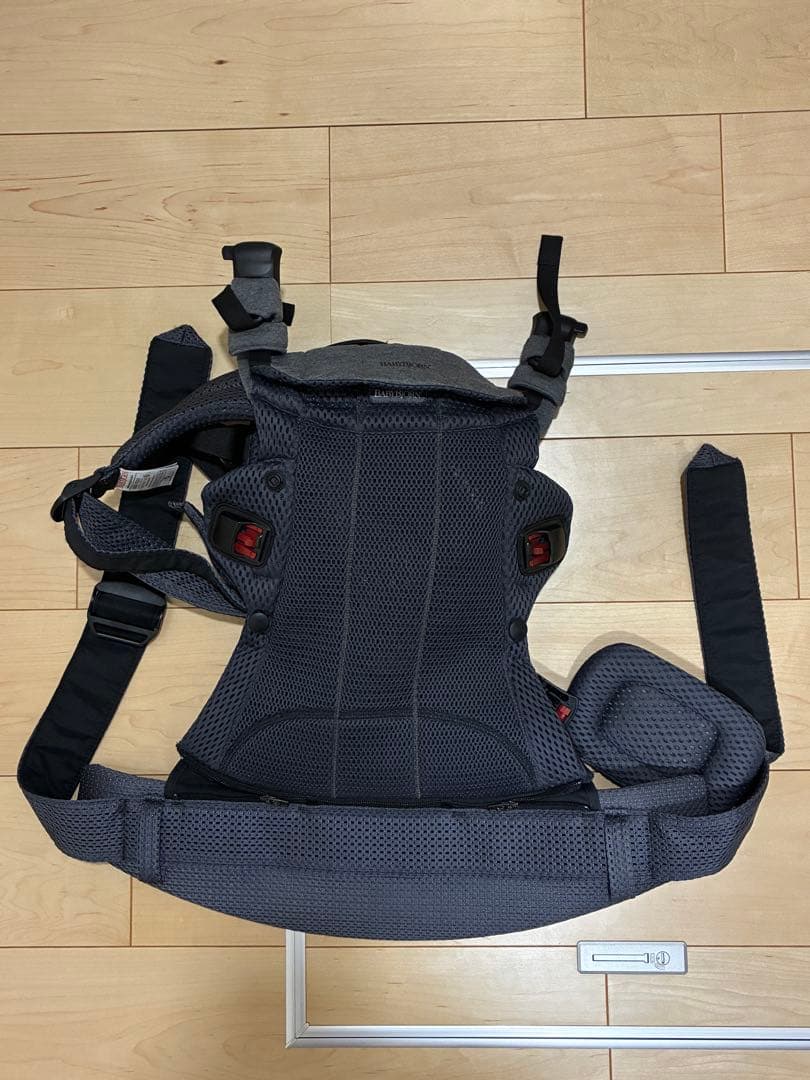 ベビービヨルン 抱っこ紐 ハーモニー