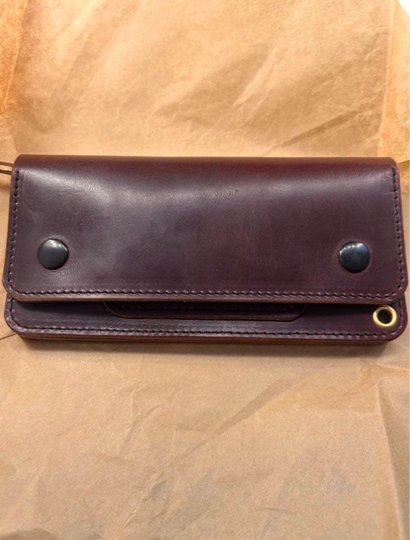 トラッカーウォレット クロムエクセル新 品バーガンディ ミドルトラッカーウォレット MTW-01【クロムエクセル / 茶芯
