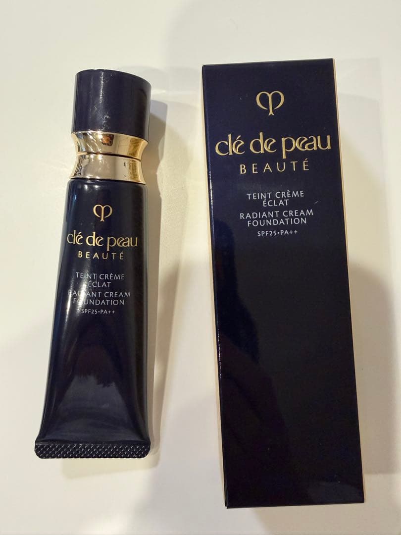 クレドポーボーテ タンクレームエクラn オークル20