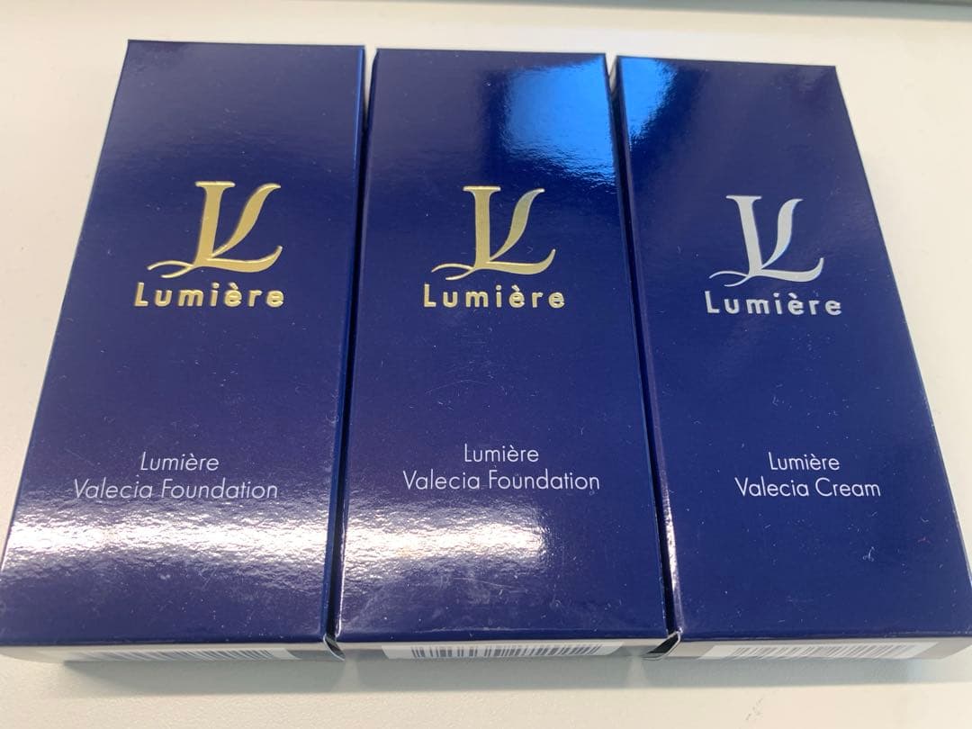 ルミエル ヴァレシアファンデーション クリーム 🎀 昨日ご紹介した クリームと同じラインの 1本で7役を叶える 医薬部外