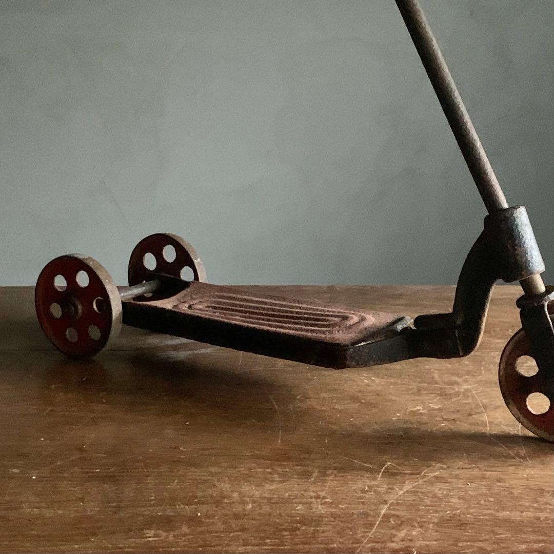 木と鉄できた 古い キックボード アンティーク 古道具 昭和レトロ