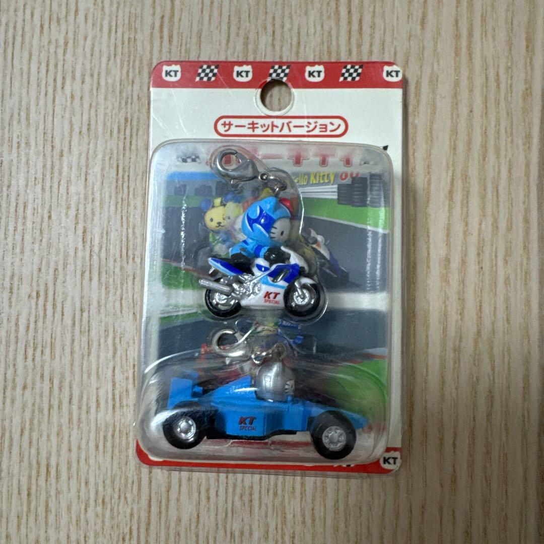 ハローキティ　サーキットバージョン　ファスナーマスコット　新品