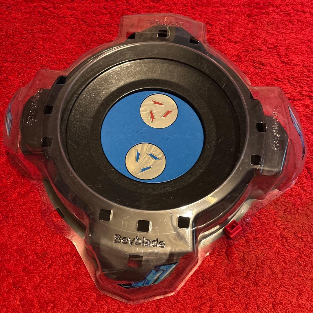 Beyblade バトルセット 13個のベイ付き