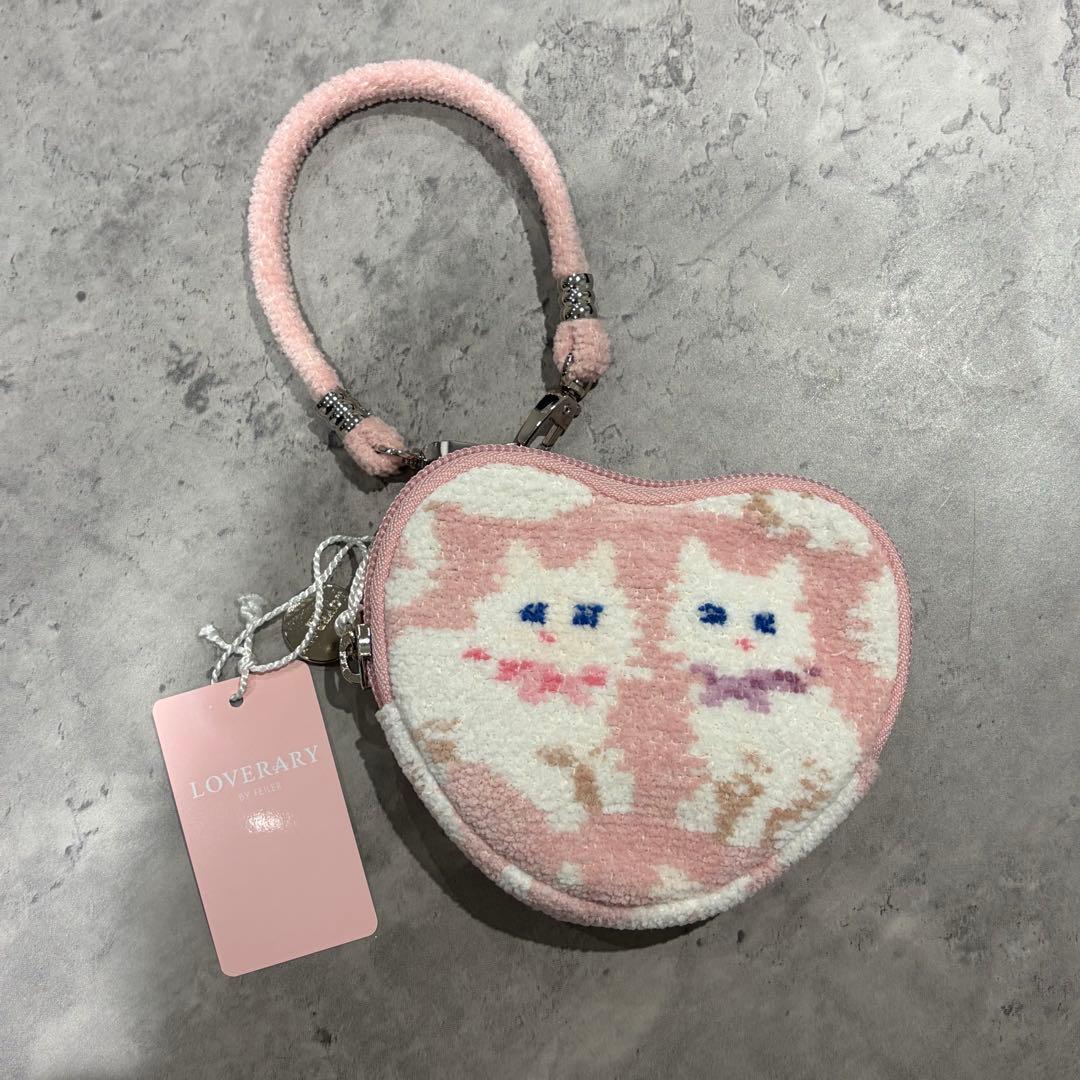 フェイラー モフモフネコチャン ハート型ポーチ - メルカリ