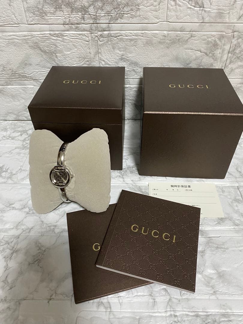 GUCCI 1400 L シルバー 時計
