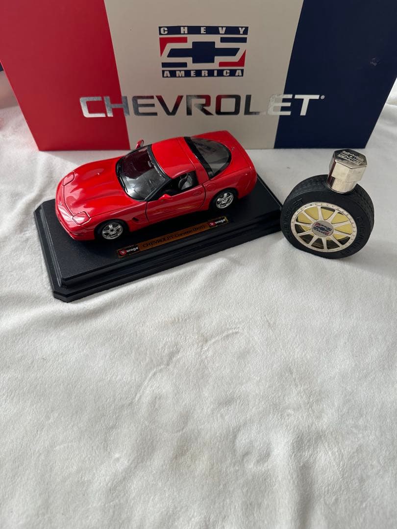 Chevrolet（シボレー）ミニカー＋フレグランスボトルセット