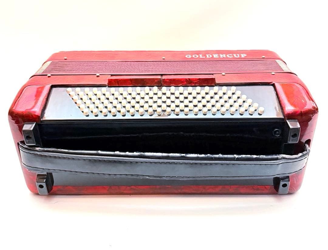 希少】GOLDENCAPアコーディオン ゴールデンカップ - メルカリ
