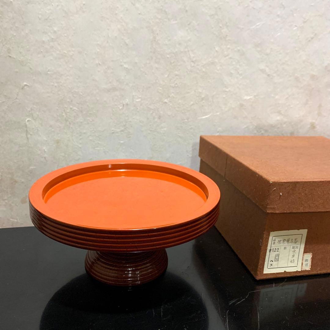 独楽干菓子器　﻿茶道具　高杯　朱塗　菓子器　漆器　干菓子器　共紙箱入り