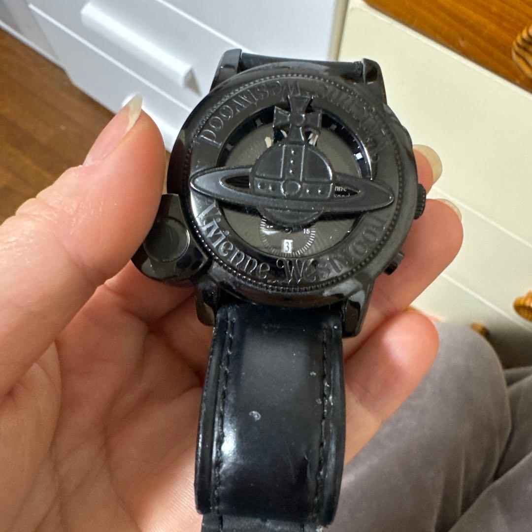 Vivienne Westwood ブラックレザー時計