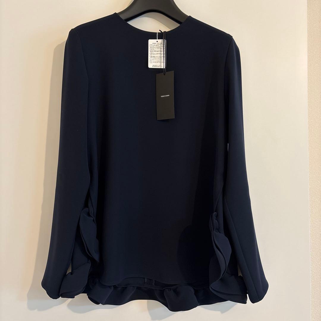 ヨーコチャン　ロングスリーブバックフリルブラウス 36サイズ