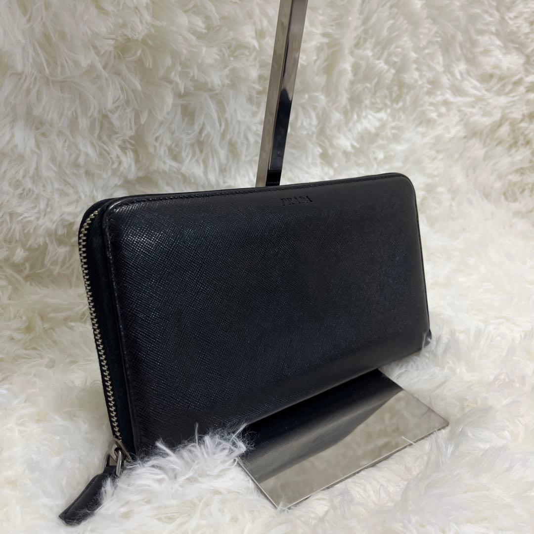 PRADA プラダ　ブラック　レザー　長財布 サフィアーノ　ラウンドジップ
