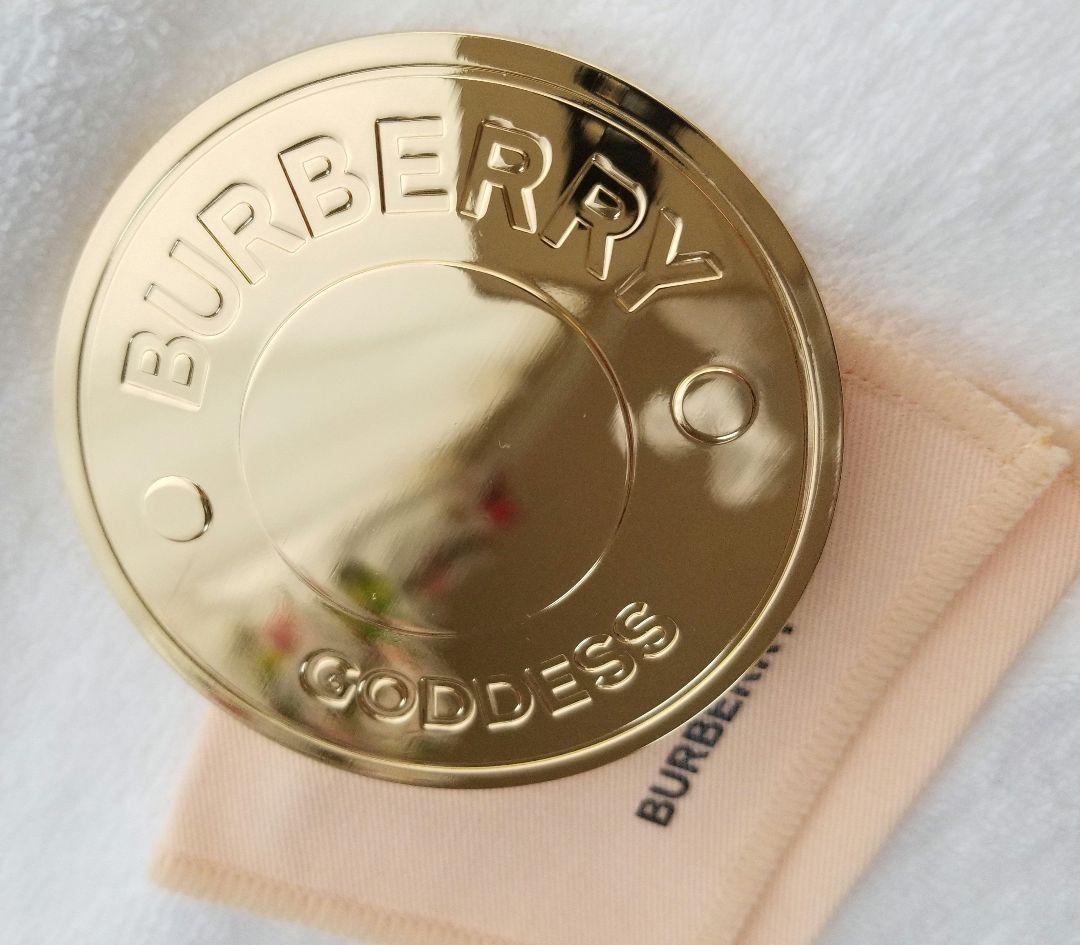 バーバリー新品未使用ミラー 未使用近ヘアゴム ノバチェックベージュ美