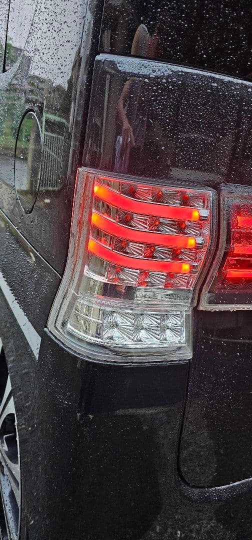 タントカスタムL375Sテール